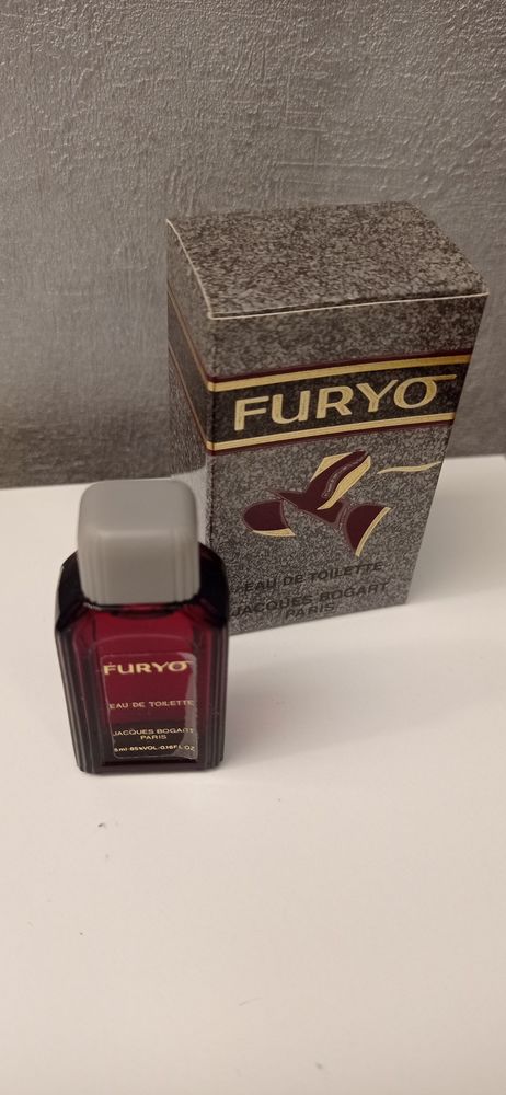 Miniature de parfum de collection furyo de Jacques Bogart 8 Porcelette (57)