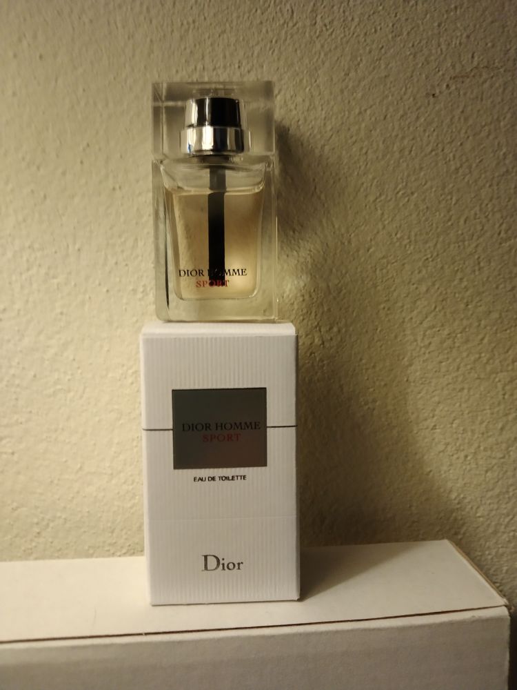 Miniature parfum Dior
9 S�v�rac-d'Aveyron (12)