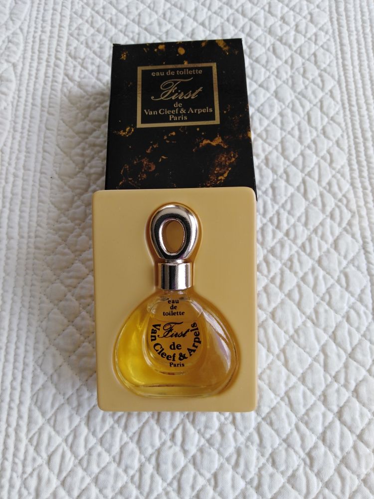 Miniature parfum First 6 S�v�rac-d'Aveyron (12)