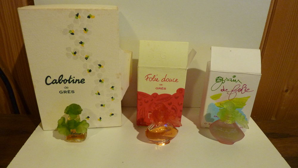 MINIATURE DE PARFUM GRES 49 Bouin (85)