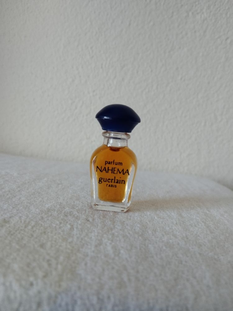 Miniature parfum Guerlain 9 S�v�rac-d'Aveyron (12)
