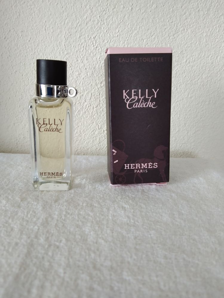 Miniature parfum Kelly Cal�che 8 S�v�rac-d'Aveyron (12)