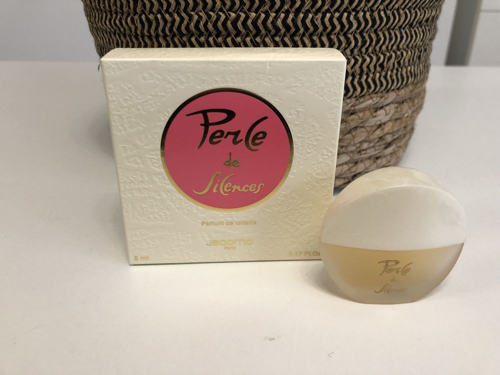 Miniature de parfum perle de silences 7 Charbonni�res-les-Bains (69)