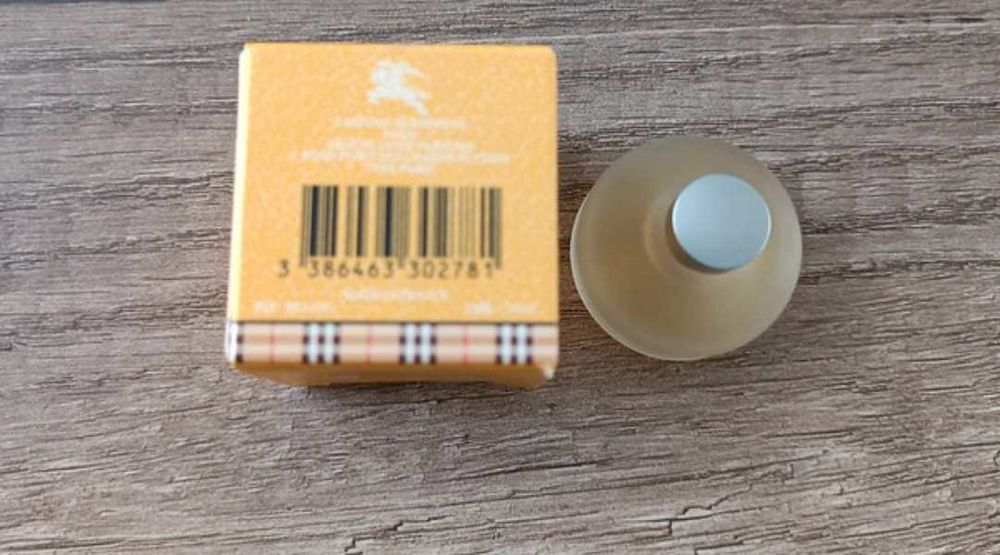 Miniature de parfum Week-end de Burberrys 20 Montjean (53)