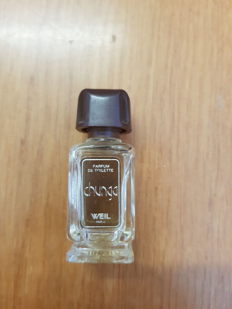 Miniature de parfum Weil 4 Cavaillon (84)