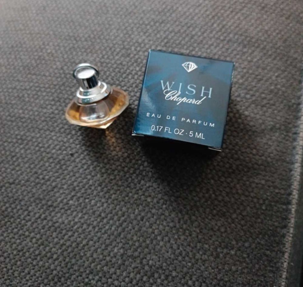 Miniature de parfum Wish de Chopard 15 Montjean (53)