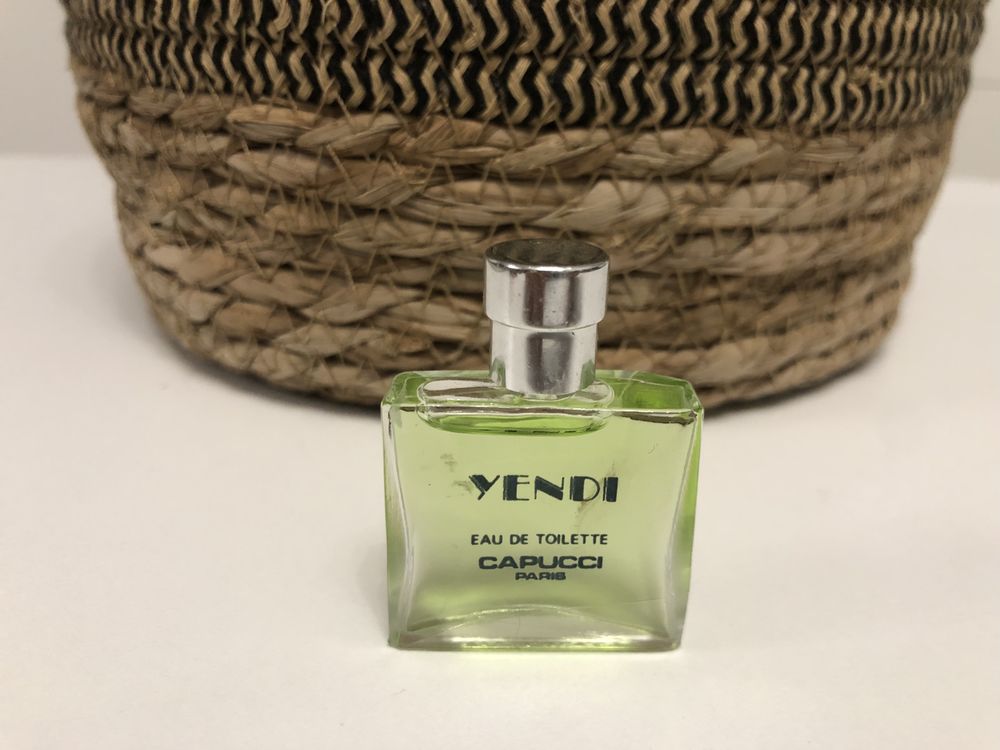 Miniature de parfum Yendi Capucci 5 Charbonni�res-les-Bains (69)