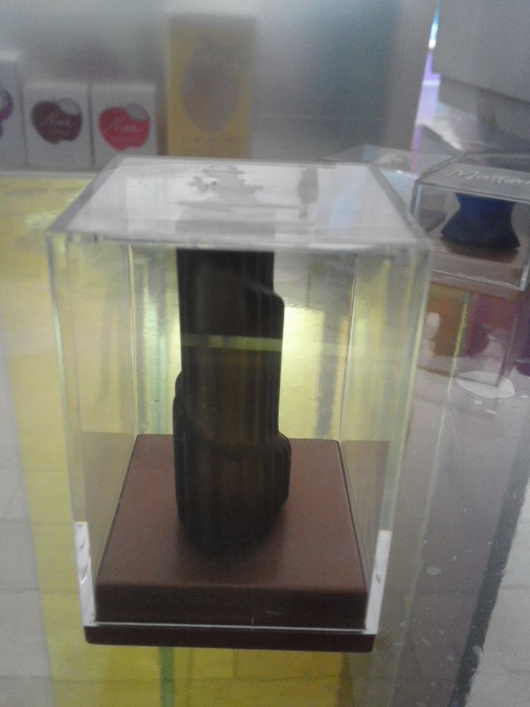 Miniature de parfum  6 Vannes (56)
