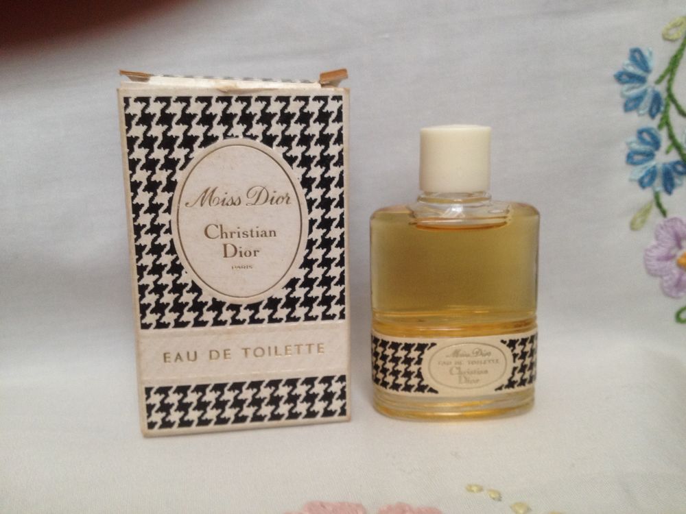 Miniature de parfum 16 Vincennes (94)