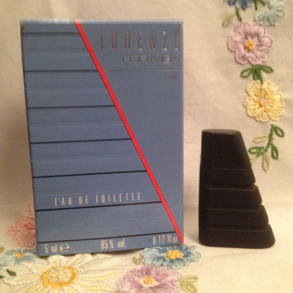 Miniature de parfum 5 Vincennes (94)