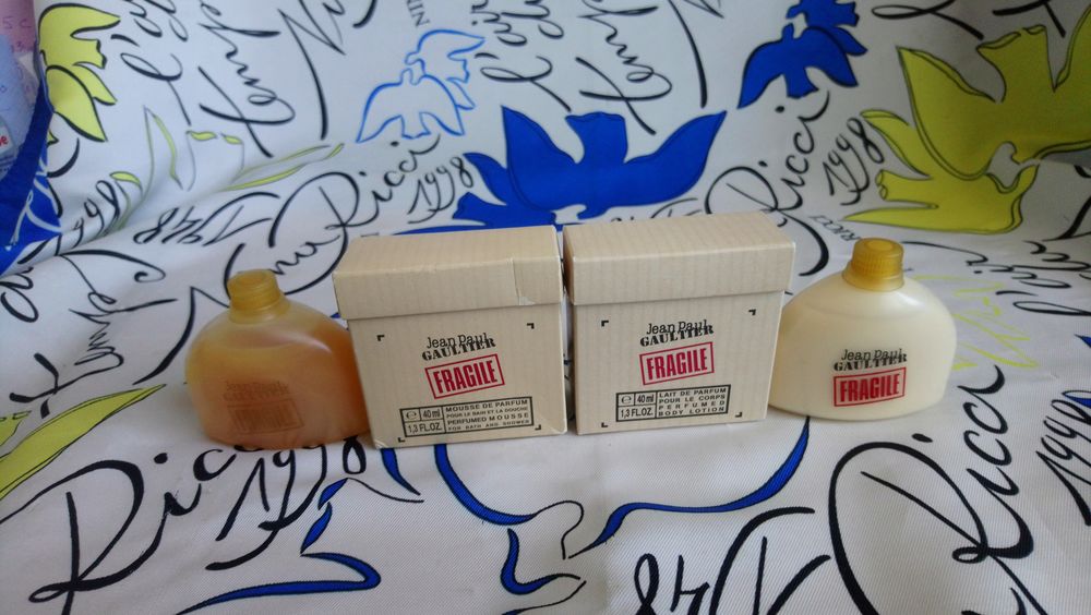 MINIATURE DE PARFUM 6 Trouy (18)