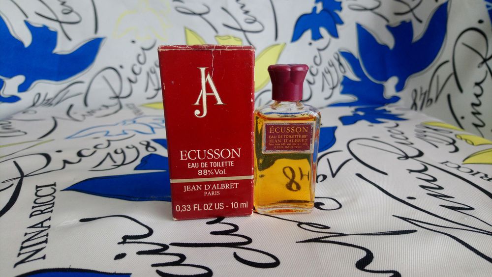 MINIATURE DE PARFUM 5 Trouy (18)