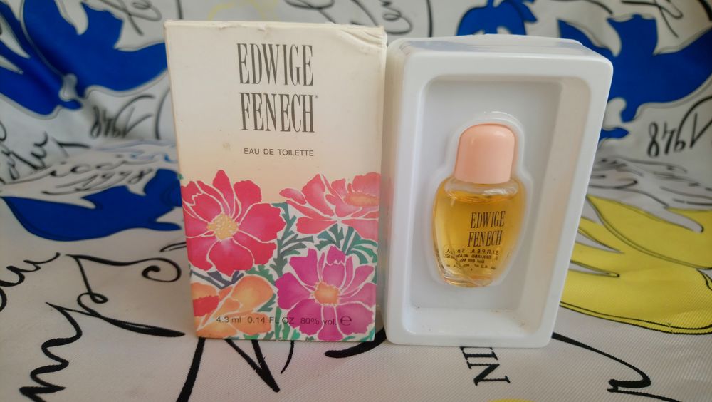 MINIATURE DE PARFUM 5 Trouy (18)