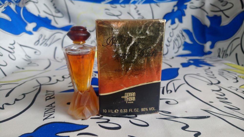 MINIATURE DE PARFUM 8 Trouy (18)