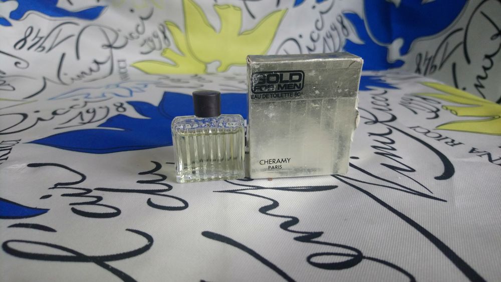 MINIATURE DE PARFUM 4 Trouy (18)