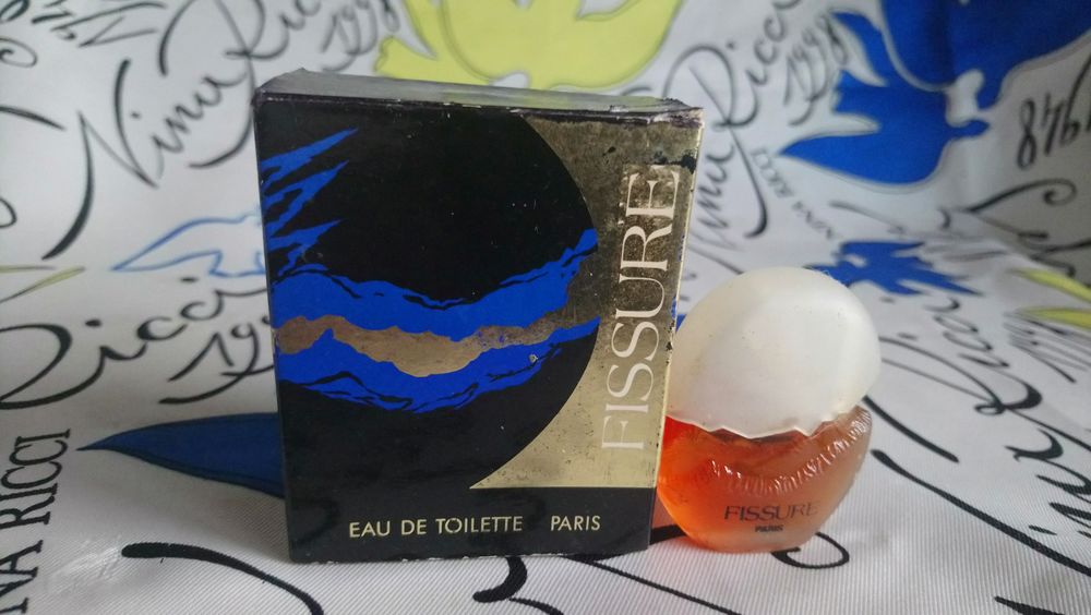 MINIATURE DE PARFUM 5 Trouy (18)