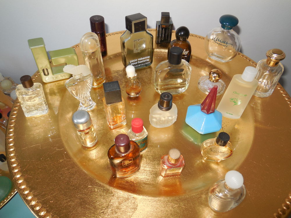 Miniature de parfum 2 Hy�res (83)