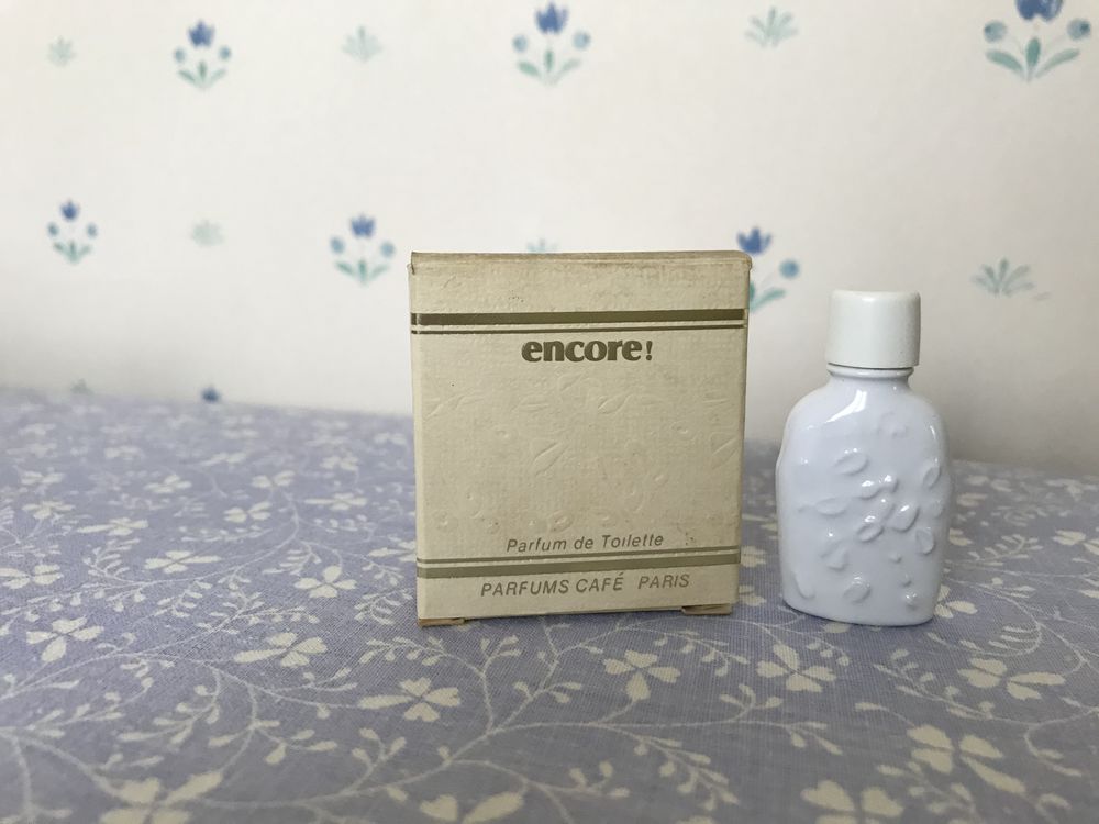 Miniature de parfum 5 Vincennes (94)