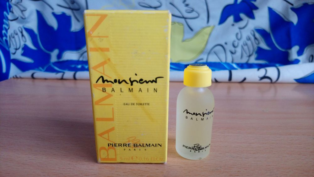 MINIATURE DE PARFUM
5 Trouy (18)