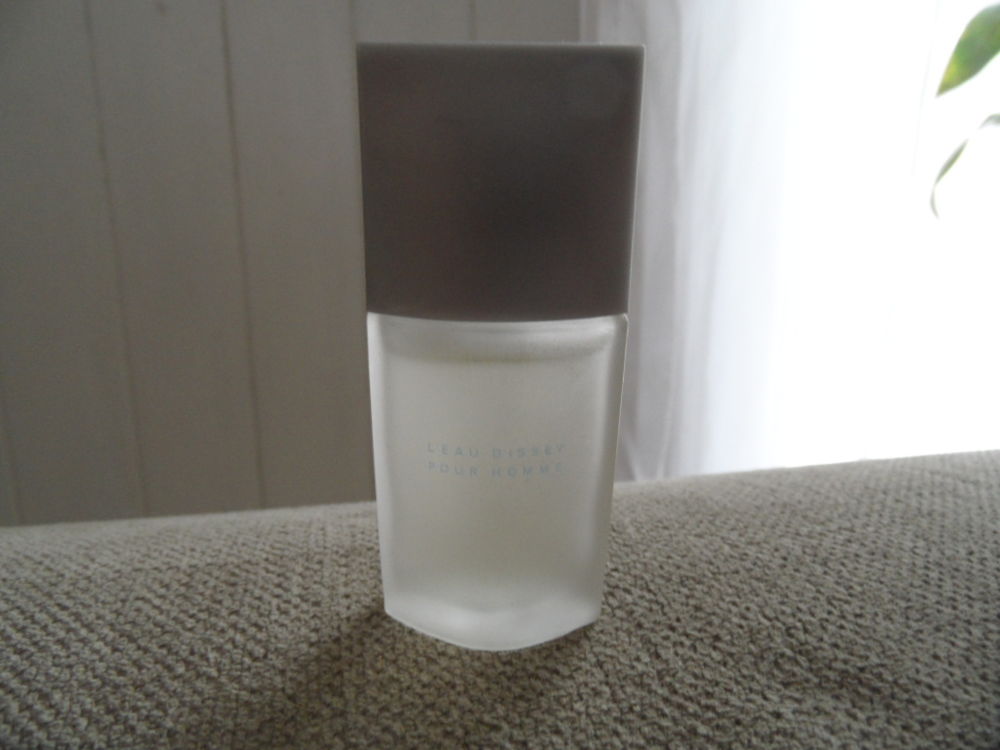 miniature de parfum 2 Combs-la-Ville (77)