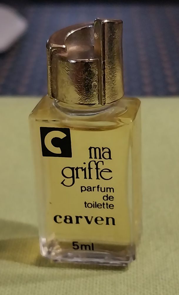 Miniature de parfum 5 Saint-Michel-des-Andaines (61)