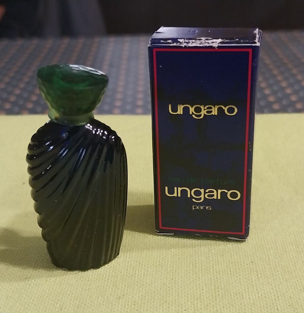 Miniature de parfum 5 Saint-Michel-des-Andaines (61)