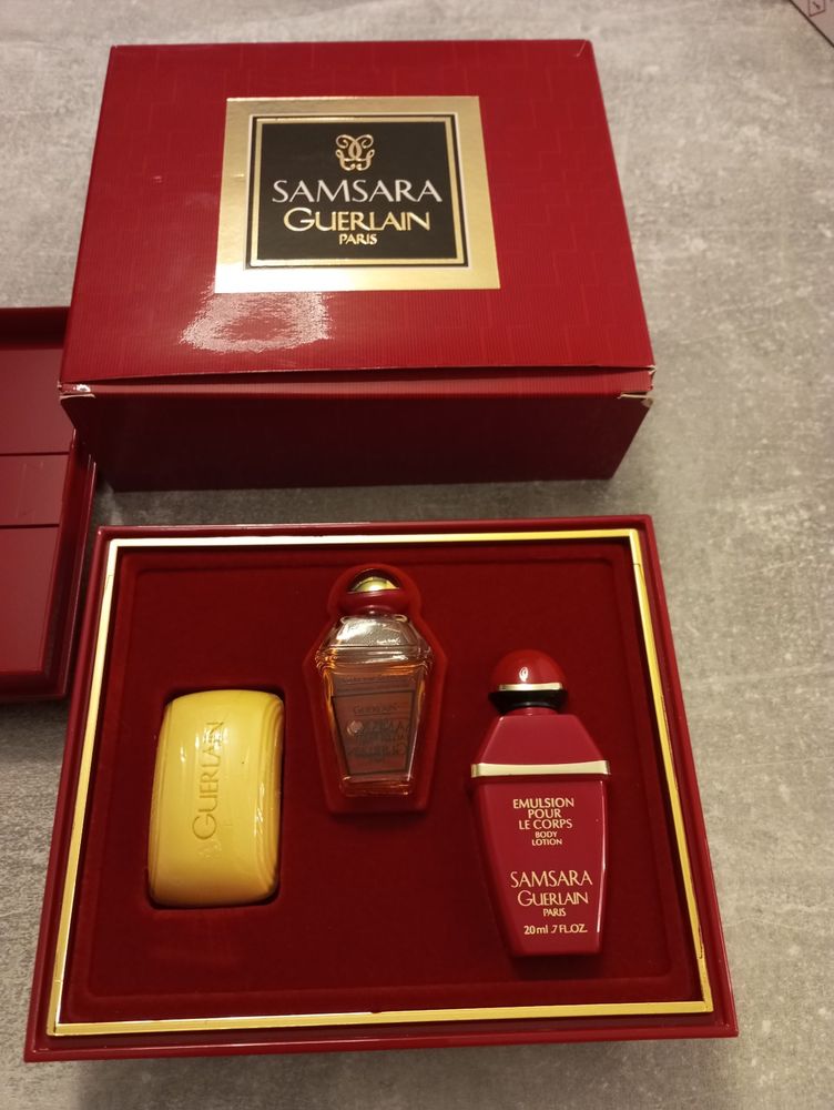 Miniature de parfum 40 Bourg-en-Bresse (01)