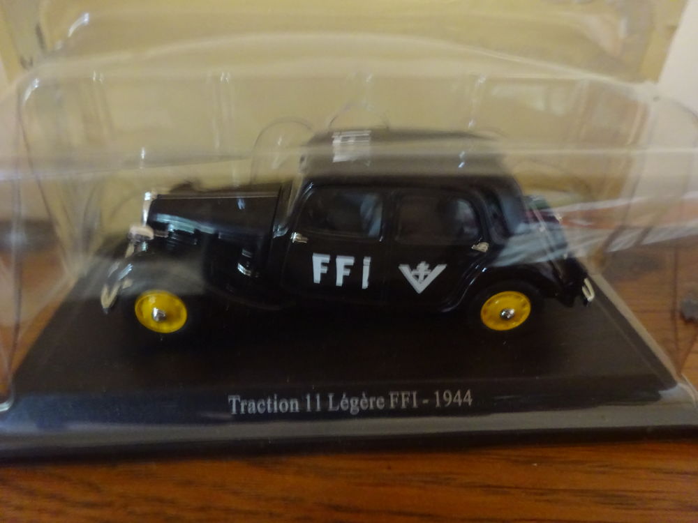 Miniature VOITURE TRACTION 11 LEGERE FFI 19441 15 Vichy (03)