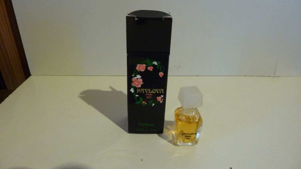 MINIATUREE PARFUM PAVLOVA DE PAYOT 5 Bouin (85)