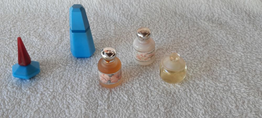 5 miniatures collection de parfums originales cacharel 20 Cagnes-sur-Mer (06)
