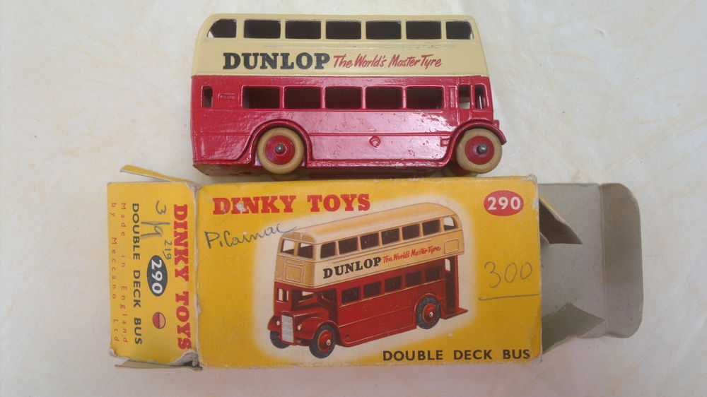 miniatures dinky toys 250 Vertou (44)