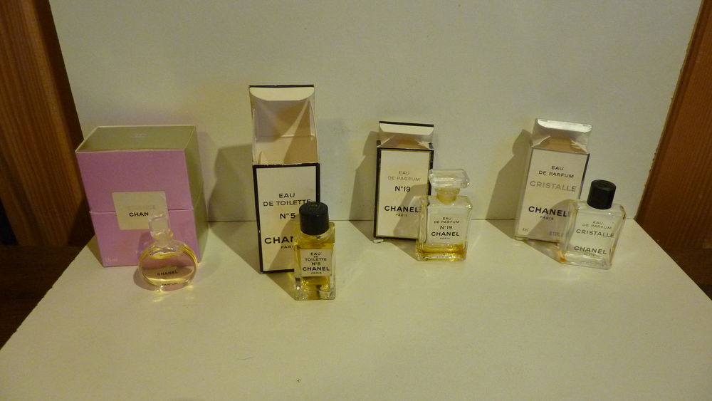 MINIATURES DE PARFUM CHANEL 49 Bouin (85)