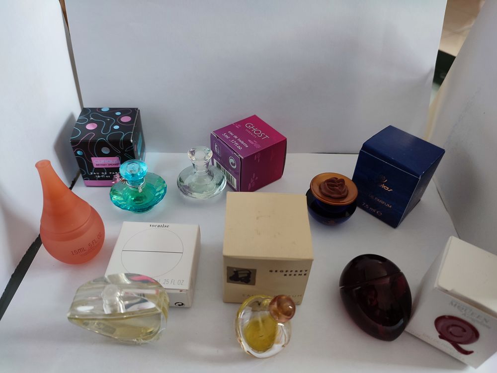 7 Miniatures de parfum diverses 30 La Chapelle-Saint-Aubin (72)