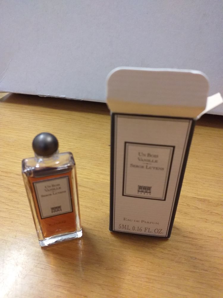 miniatures de parfum Serge Lutens 10 Cavaillon (84)