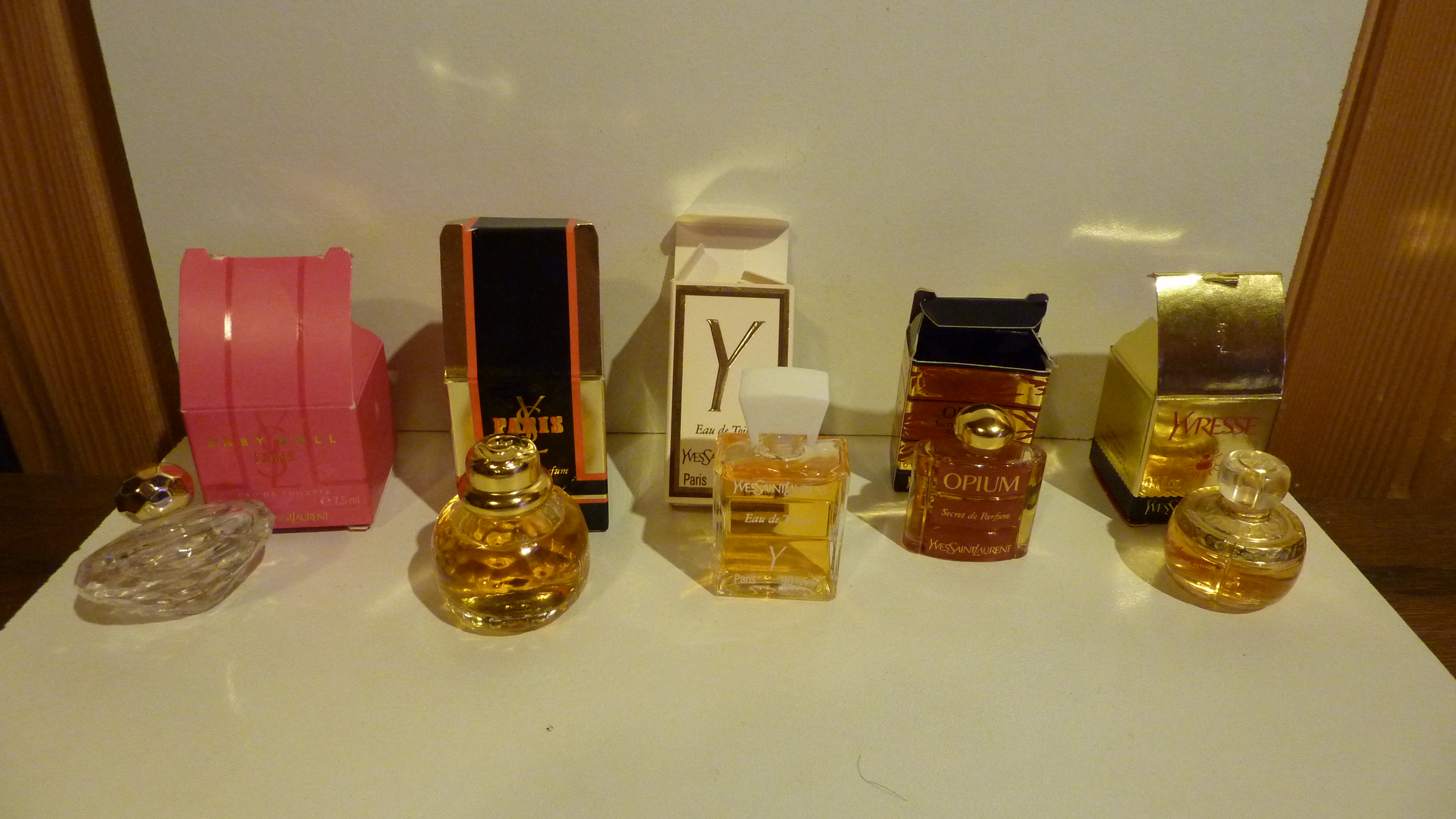 MINIATURES DE PARFUM YVES SAINT LAURENT 49 Bouin (85)