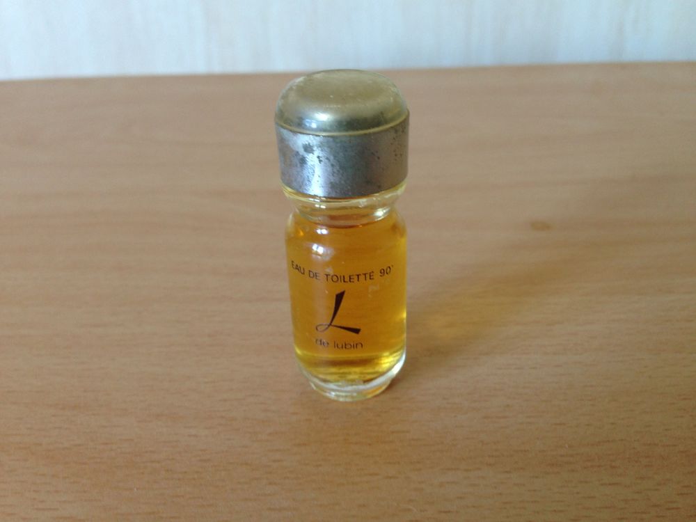 MINIATURES DE PARFUM 4 Trouy (18)