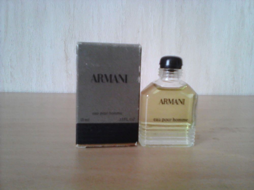 MINIATURES DE PARFUM 6 Trouy (18)