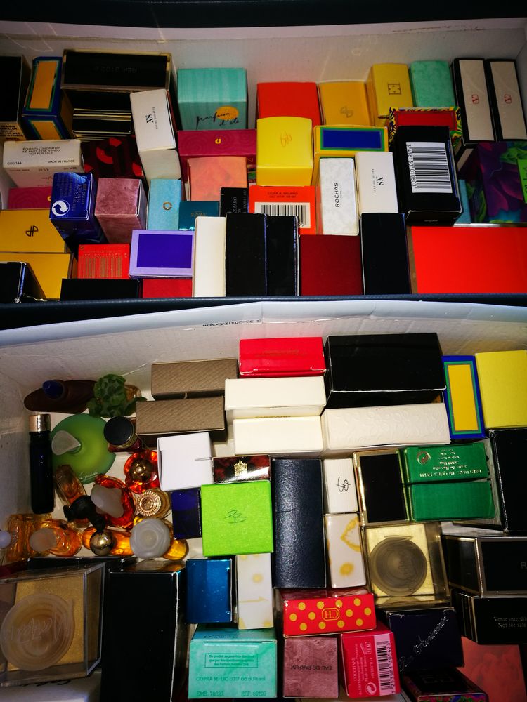 Miniatures de parfum 150 Strasbourg (67)