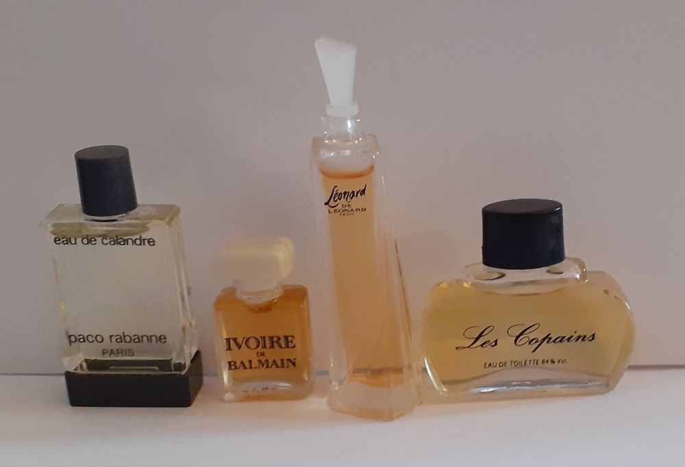 Miniatures de parfums sans bo�tes. 2 Paris 18 (75)