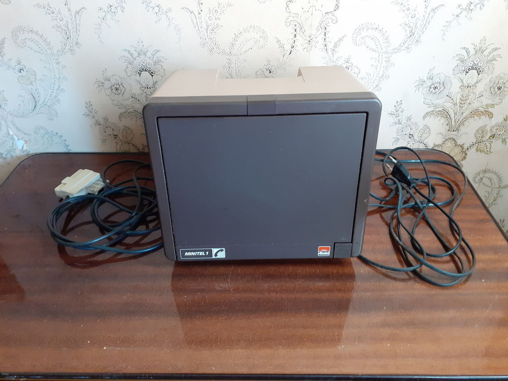 Minitel 1 telic Alcatel 0 Saint-Georges-de-Noisn� (79)