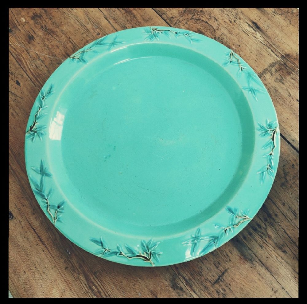 MINTON tr�s grand plat en barbotine XIXeme 200 Bordeaux (33)