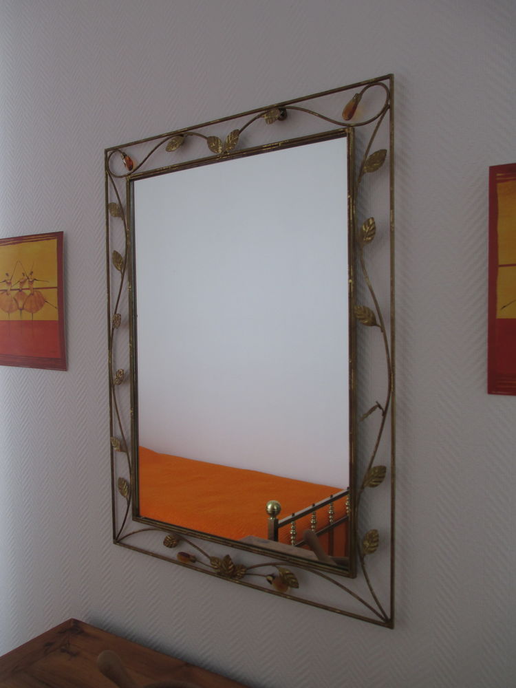 Miroir ancien cadre en fer forg� d�cor� 35 Tonnay-Charente (17)