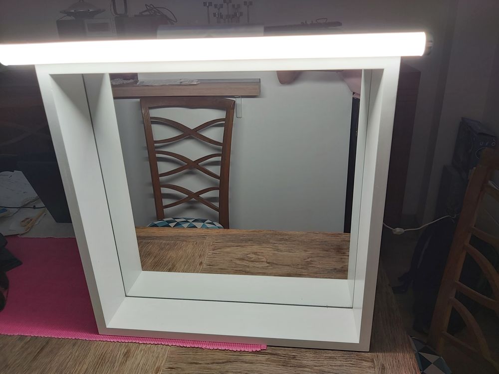 Miroir + applique led 10W 57cm 75 Perpignan (66)