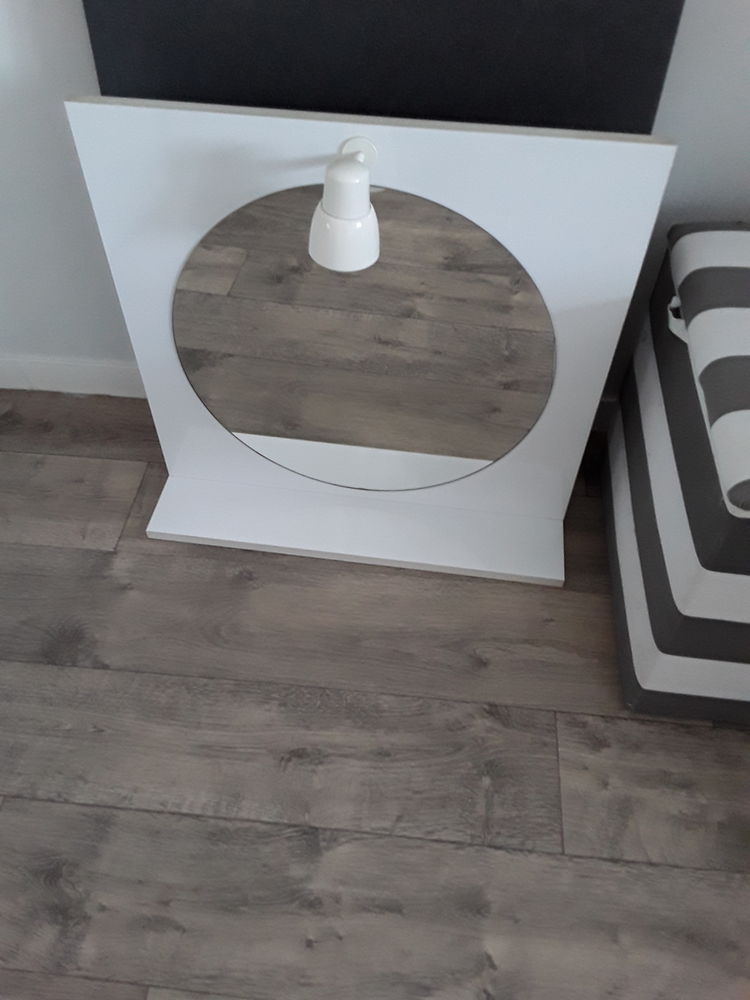 Miroir avec tablette devant 10 Dourges (62)