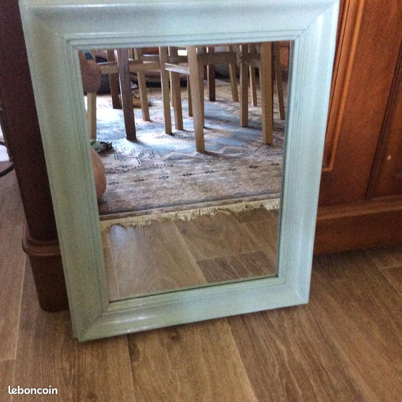 Miroir Bleu Pastel en Bois 0 Bois-d'Arcy (78)