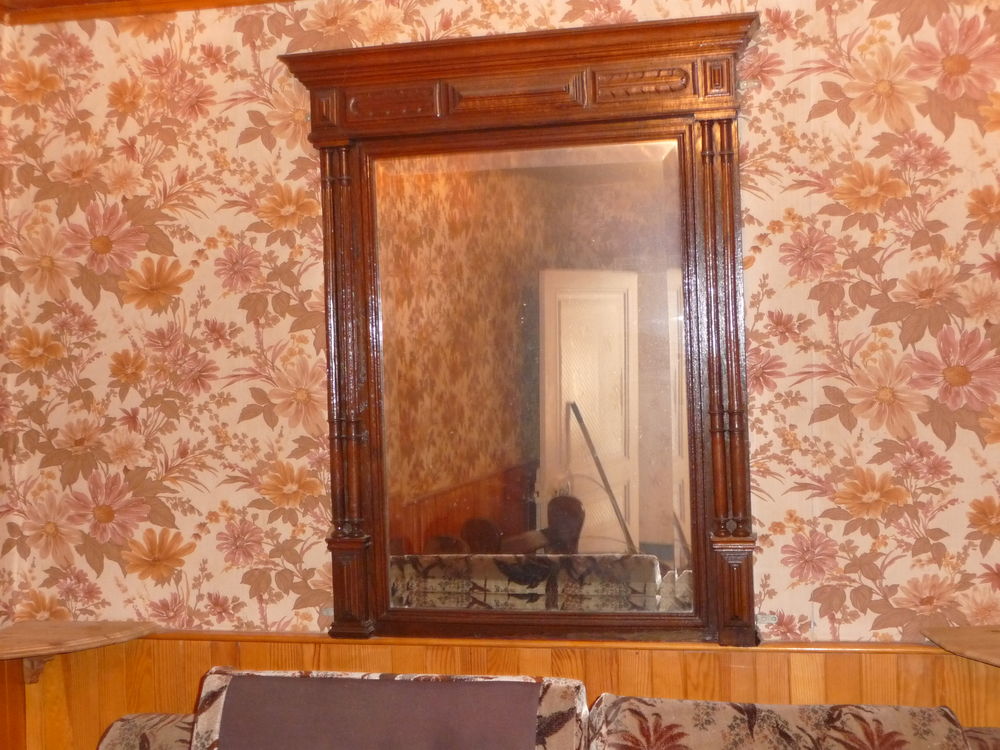  MIROIR EN BOIS DIMENSION 110*75   PRIX A NEGOCIER 60 Issoire (63)