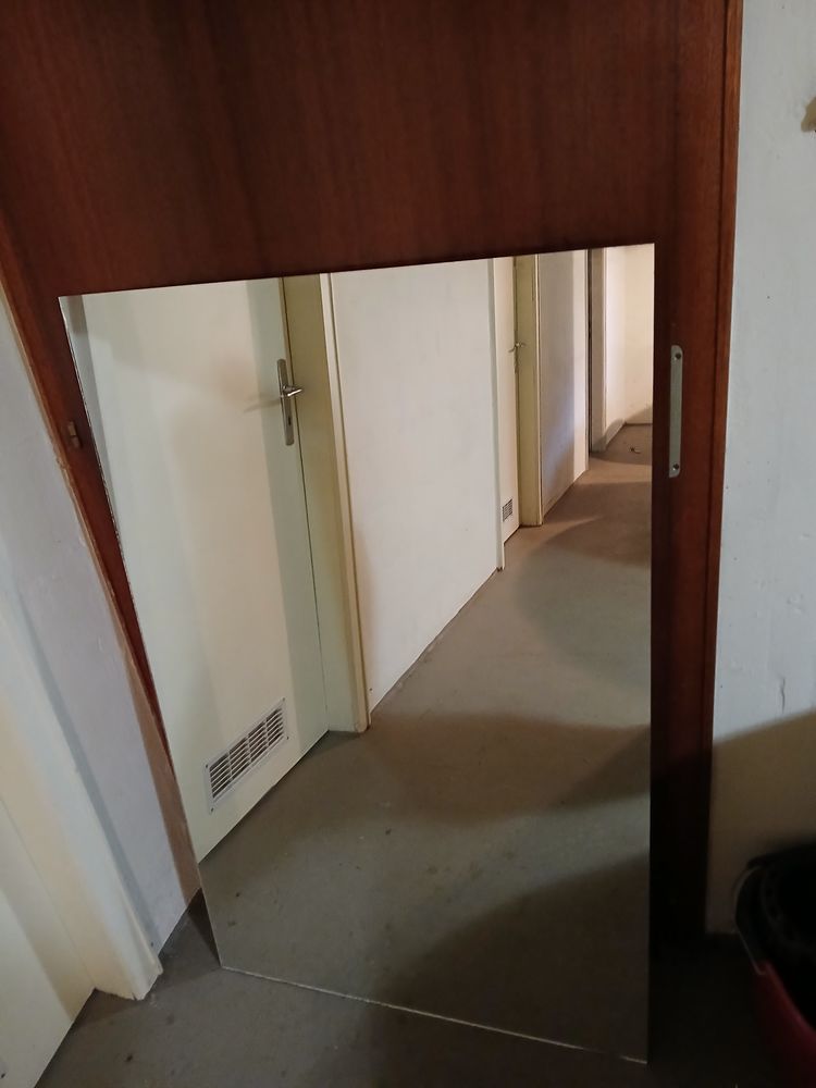 MIROIR EN BON ETAT 30 Haguenau (67)