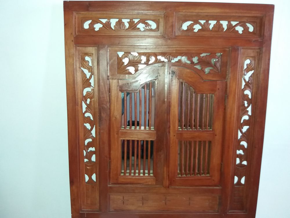 Miroir fen�tre 30 Toulon (83)