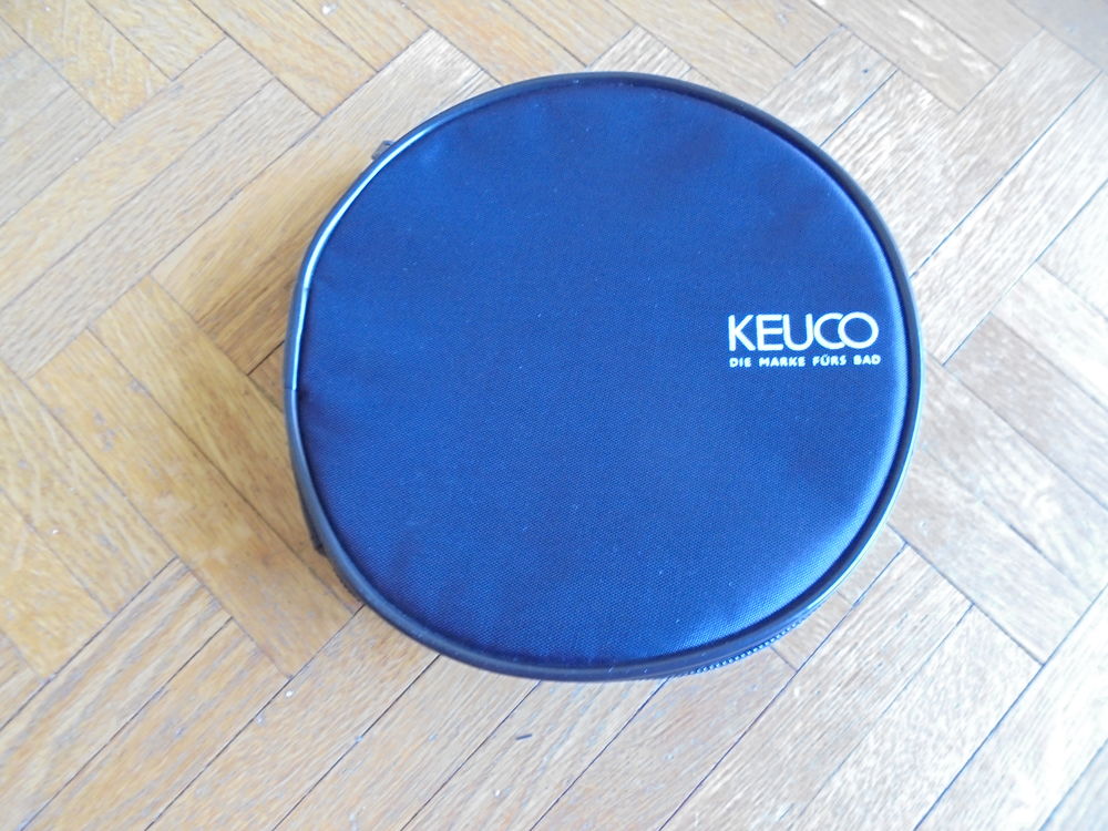 Miroir grossissant KEUCO (25) 50 Tours (37)