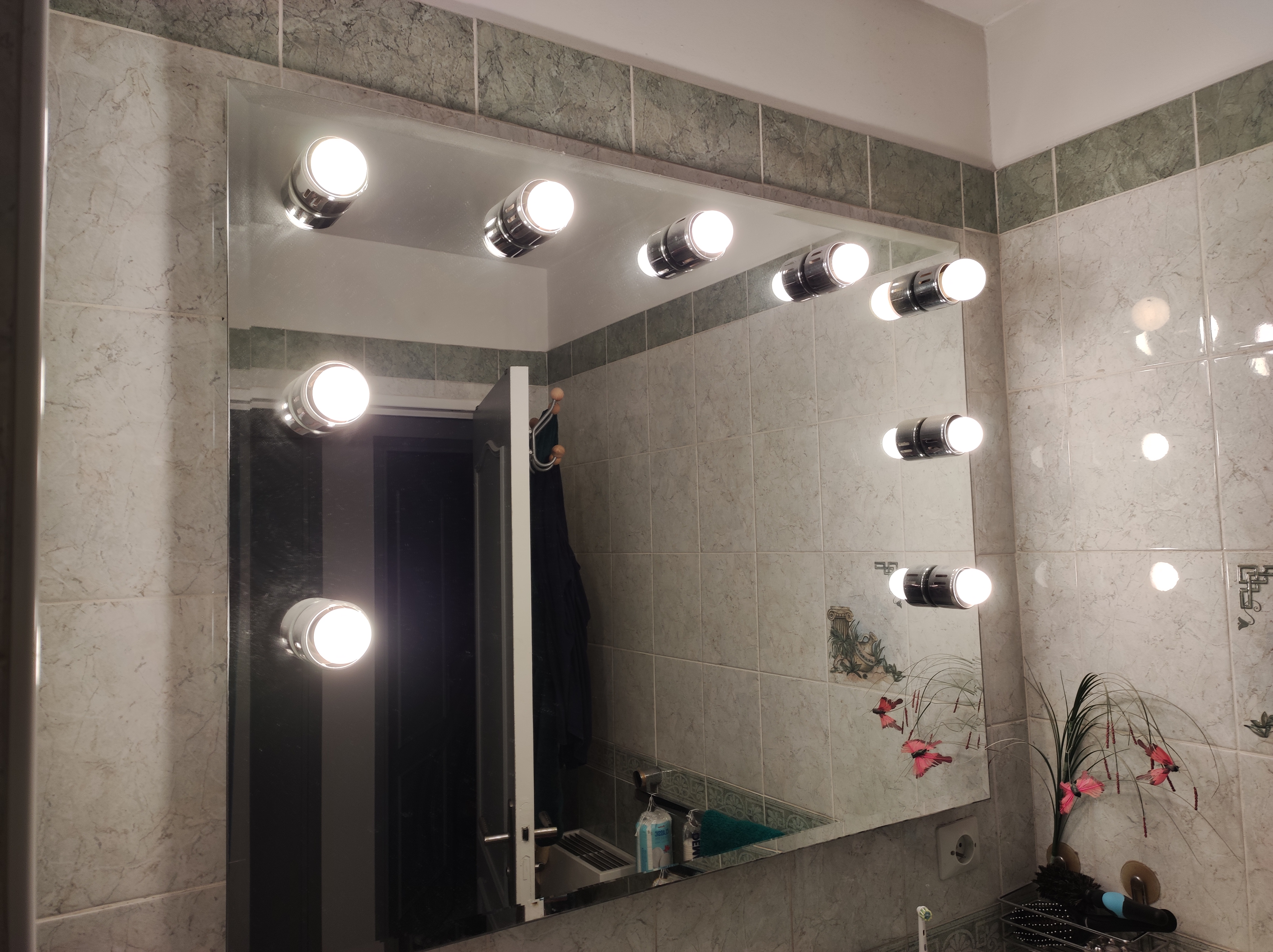 Miroir mural �clair� pour salle de bain 120 Nice (06)